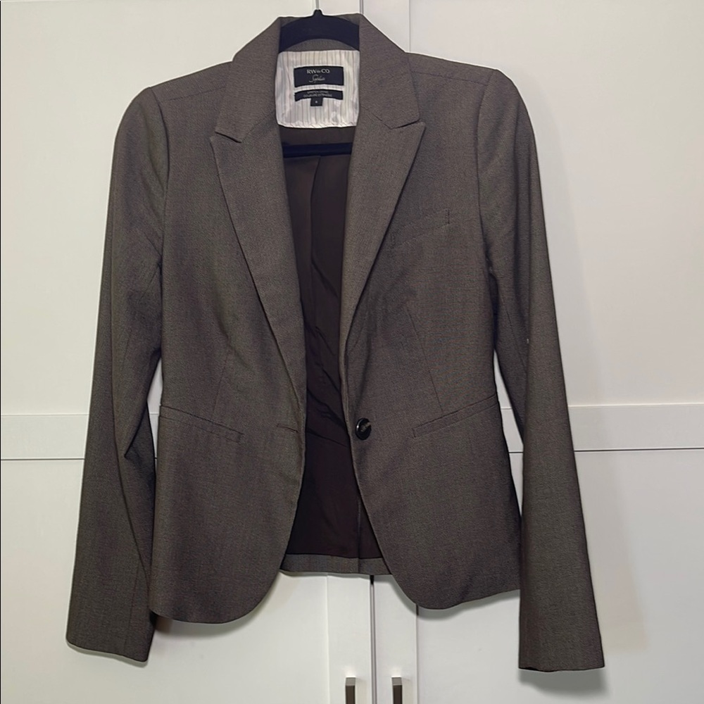 RW&Co Women’s Tailored Blazer